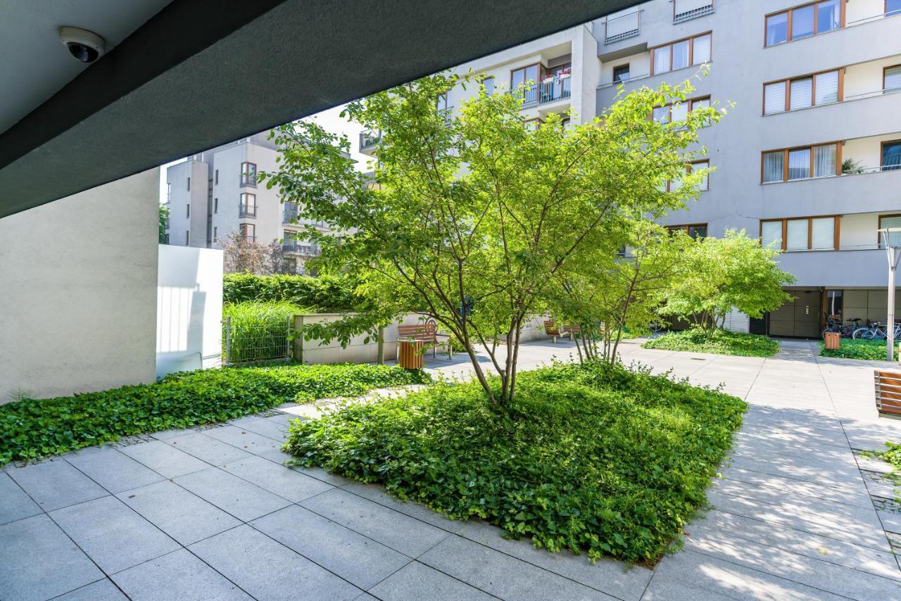 Maraton Gardens Apartments By Noclegi Renters Poznan Exterior foto